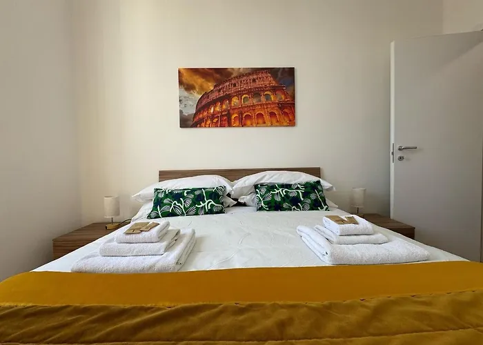 Urban Retreat Steps From The Metro * Rome